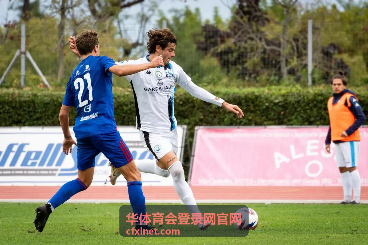 华体育会登录网官网游泳启蒙与水上安全课程